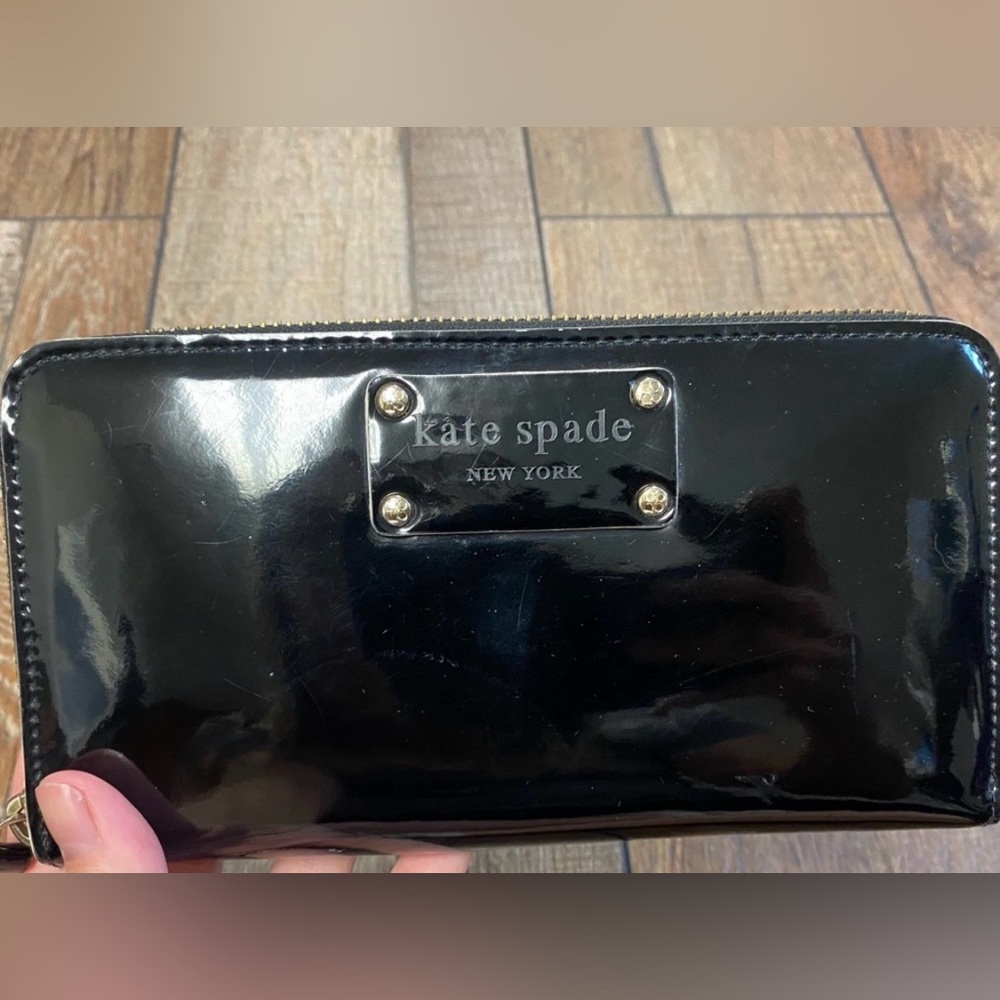 Kate Spade Shiny Black Wallet